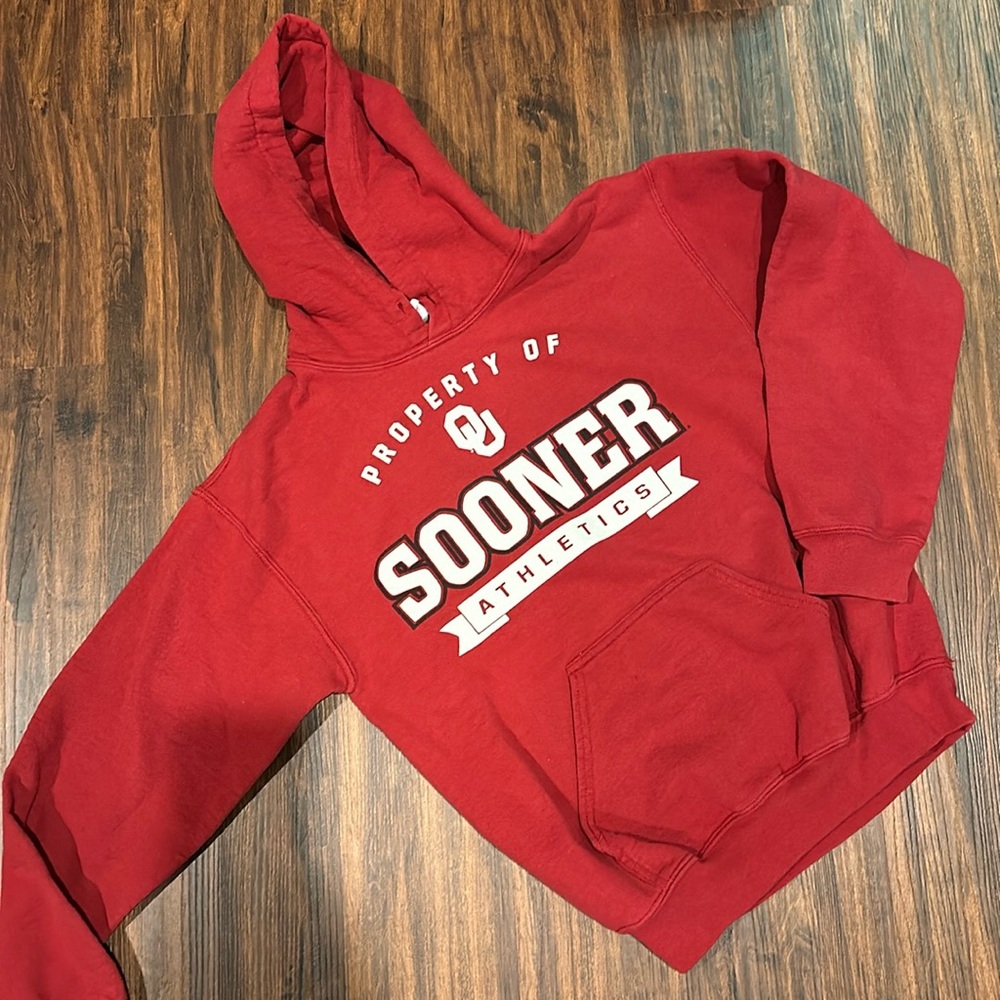 Gildan  OU sooner athletics hoodie unisex size Adult Small